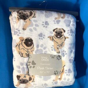 NWT ~ BRAND NEW & GREAT GIFT GORGEOUS PUG / PUGS OVERSIZED 60” X 70” PLUSH THROW